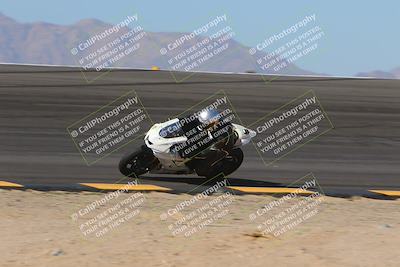 media/Nov-06-2023-Moto Forza (Mon) [[ce023d0744]]/2-Advanced Group/Session 2 (Bowl Speed Pans)/